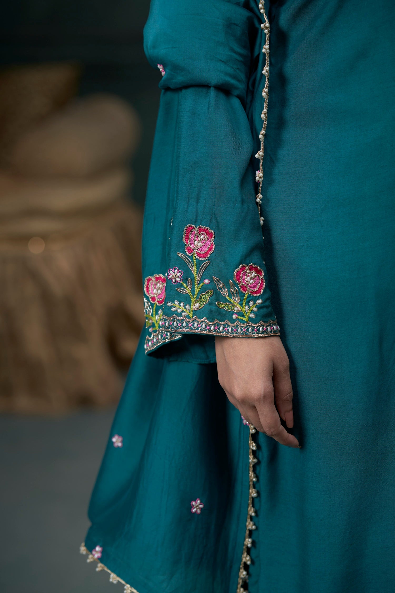 Hari Kurta